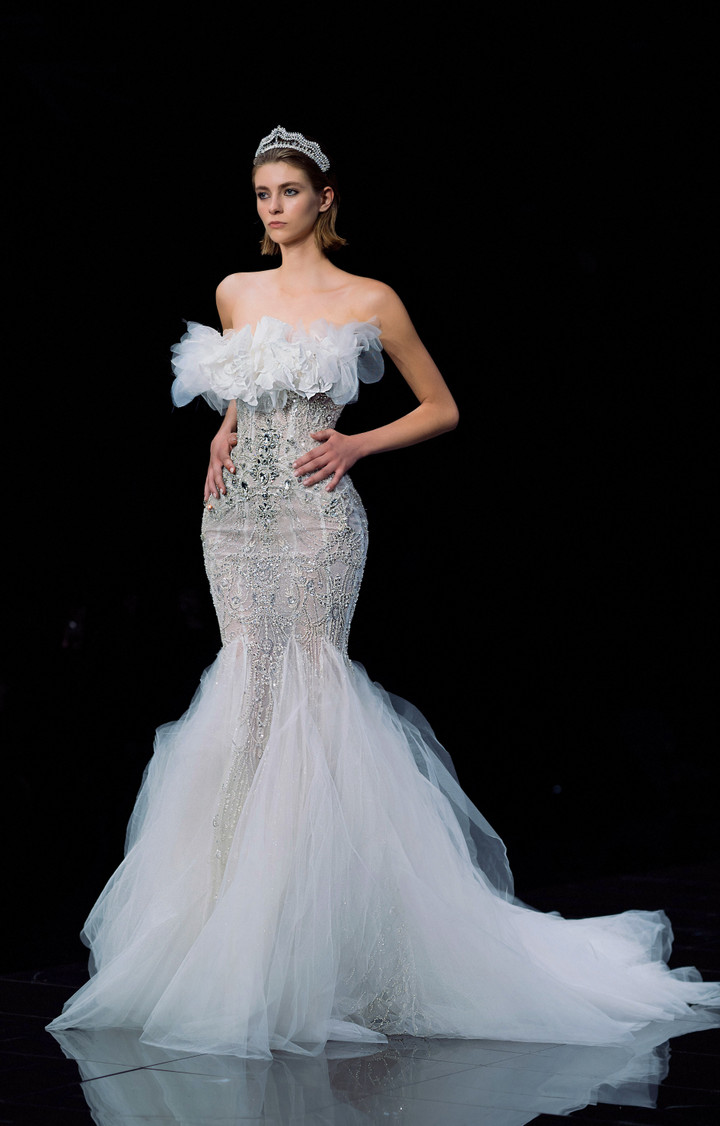 NTK Phạm Đăng Anh Thư gây chú ý tại Tuần lễ thời trang Tây Ban Nha - 2