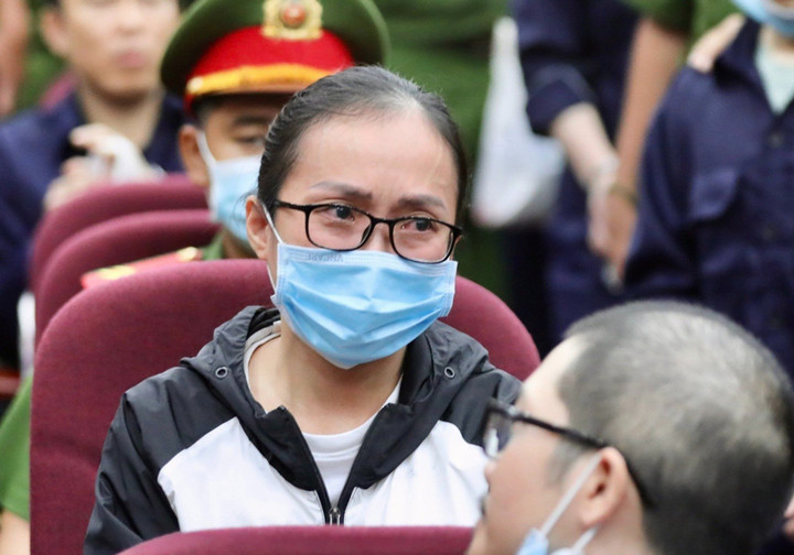 Vợ Nguyễn Thái Luyện được 'bạn làm ăn' đồng ý nộp khắc phục 12 tỷ đồng - 1