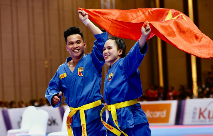 VĐV Việt Nam dập xương sườn vẫn giành HCV SEA Games 32 - 1