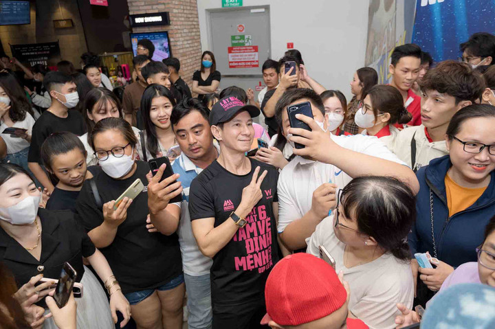 Bị giả mạo facebook tuyển dụng 'việc nhẹ lương cao', vợ chồng Lý Hải lên tiếng - 2