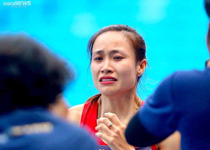 Nhanh hơn đồng đội 1 chớp mắt, Mỹ Tiên oà khóc khi giành HCV SEA Games 32 - 6