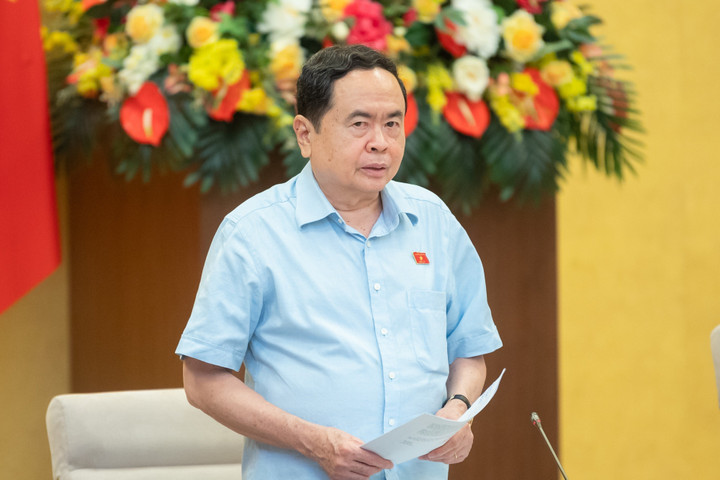 Chủ tịch Quốc hội: Người dân quan tâm nhiều đến vấn đề bồi thường, tái định cư - 2