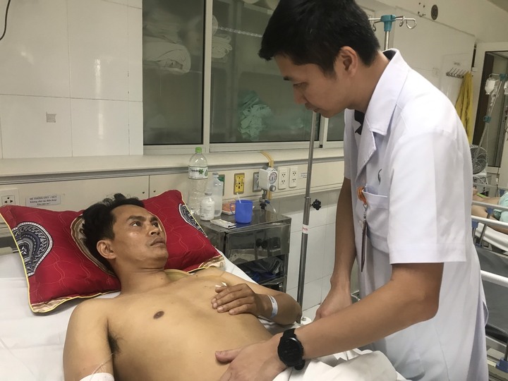 Chồng cô giáo gặp nạn ở Hà Giang không dám ngủ, ám ảnh phút gọi vợ trong vô vọng - 4