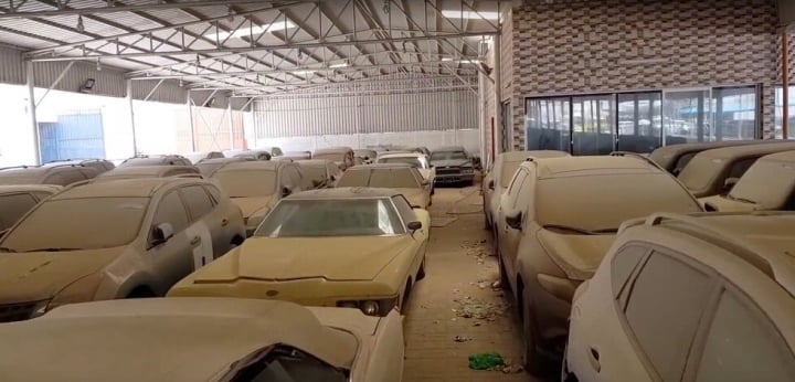 Đột nhập 'nghĩa địa siêu xe', nơi nhà giàu vứt xe như rác - 4