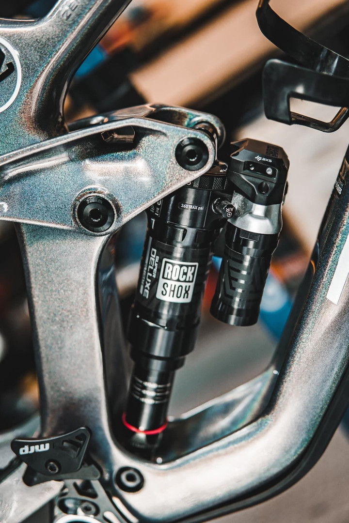 Chiếc xe đạp giá hơn nửa tỷ đồng của Nguyễn Quốc Cường có gì đặc biệt? - 4