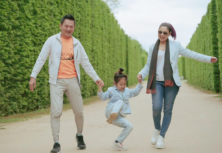 Sao Việt 13/5: Hồng Nhung trẻ trung với tóc hai bên, Mr Đàm tới thăm NS Mạc Can - 12