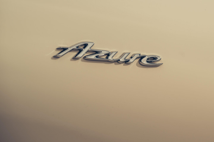 Cận cảnh chiếc Bentley Continental GT Azure độc nhất thế giới - 3