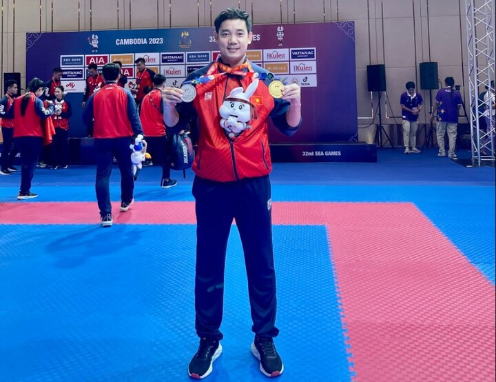 Thầy giáo ở TP.HCM đoạt huy chương vàng SEA Games 32 - 1