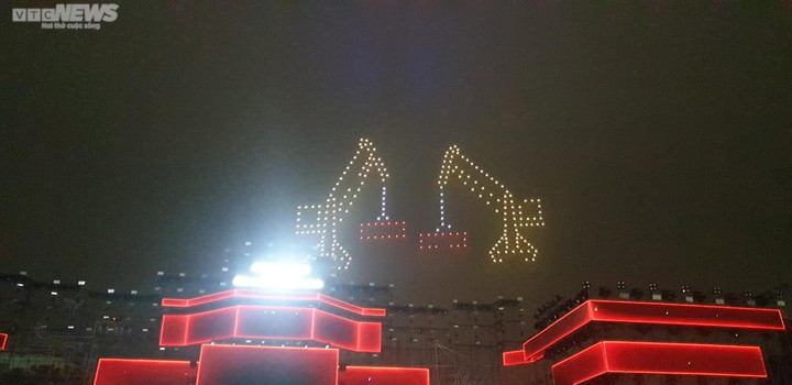 Hải Phòng: Đặc sắc màn trình diễn máy bay không người lái ở Lễ hội Hoa Phượng Đỏ - 7