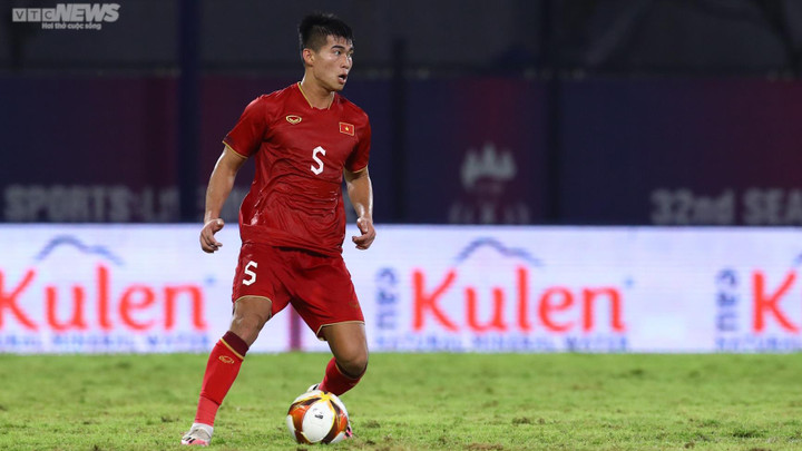 Đội hình U22 Việt Nam vs U22 Indonesia: HLV Troussier điều chỉnh hàng thủ - 2