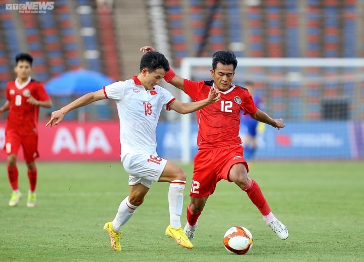 U22 Việt Nam thua cay đắng trước U22 Indonesia ở SEA Games 32.