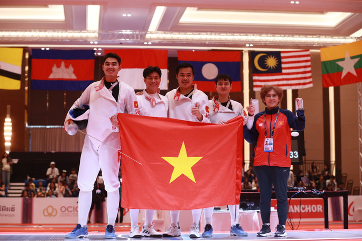 Trực tiếp SEA Games 32 hôm nay 14/5: Chung kết bóng chuyền Việt Nam vs Thái Lan - 10