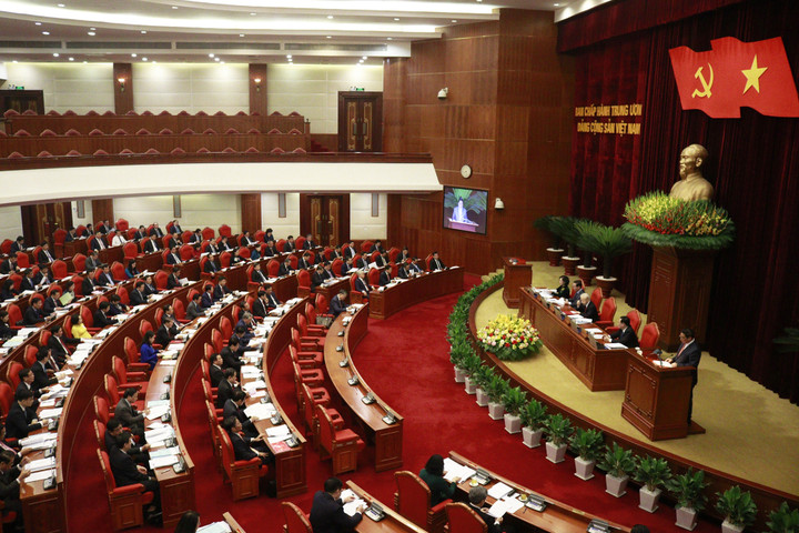 Ảnh: Tổng Bí thư chủ trì Hội nghị giữa nhiệm kỳ Ban Chấp hành TƯ Đảng khóa XIII - 6