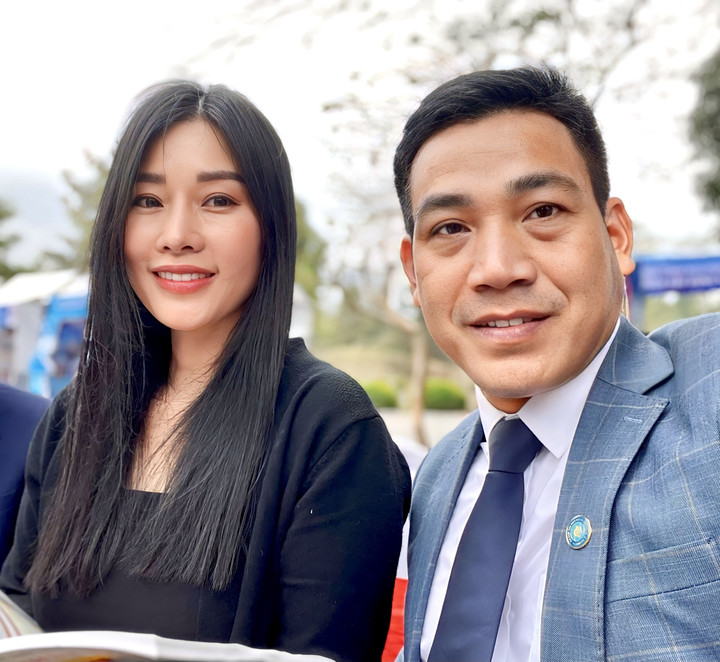 Tác giả Vương Xuân Nguyên đồng hành cùng Thượng tá, NSƯT Hương Giang trong dự án phát triển âm nhạc.