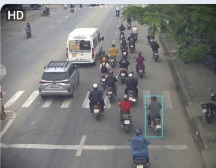Truy bắt gã côn đồ dùng hung khí đâm Chủ tịch phường ở Thừa Thiên - Huế - 1