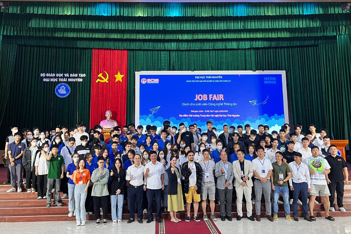 Cơ hội việc làm hấp dẫn cho sinh viên, kỹ sư CNTT tại Nhật Bản - 1