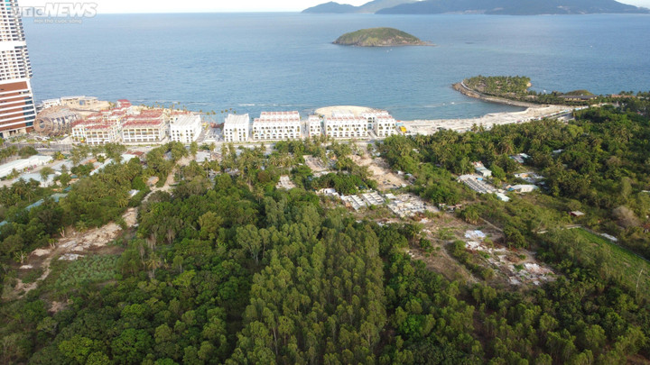 Khánh Hòa: Dân sống trong những căn nhà chật chội bên dự án nghìn tỷ - 1