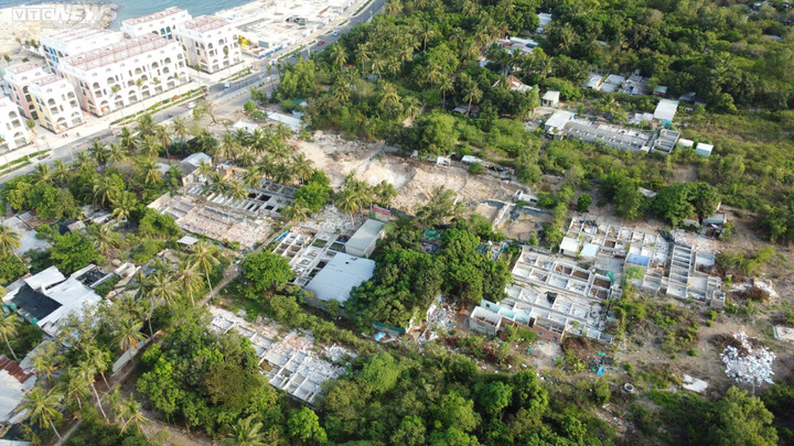 Khánh Hòa: Dân sống trong những căn nhà chật chội bên dự án nghìn tỷ - 3