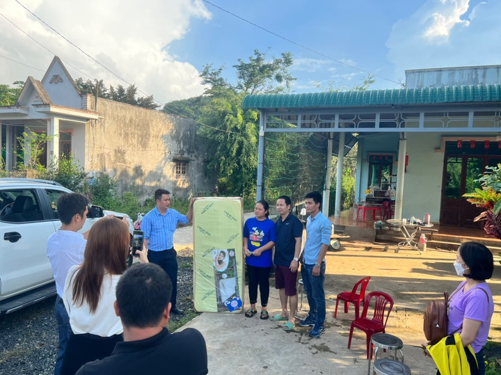 Những hành trình kết nối yêu thương cùng xe điện VinFast - 6