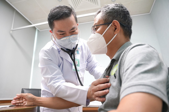 Căn bệnh có thể biến chứng vào tim, 50% người mắc không hay biết - 1