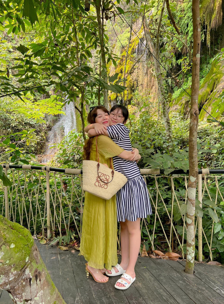 Con gái MC Diệp Chi: 12 tuổi 'trổ mã' xinh xắn, sở hữu chiều cao vượt trội - 3