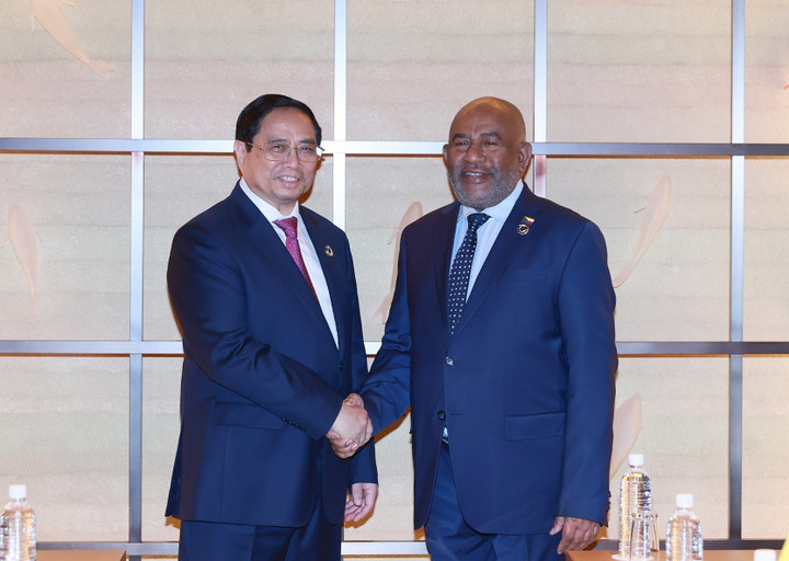 Thủ tướng Phạm Minh Chính gặp lãnh đạo các nước Canada, Ấn Độ, Comoros - 3