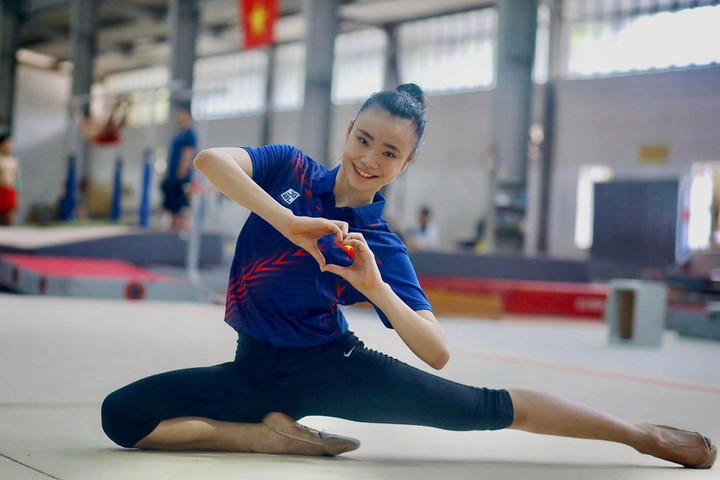 'Bóng hồng' thể dục nghệ thuật Việt Nam kể kỷ niệm lần đầu tiên dự giải thế giới - 1