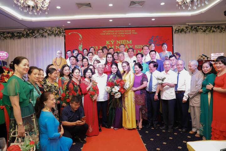 Những người con xứ Nghệ tổ chức nhiều hoạt động tưởng nhớ Bác - 5