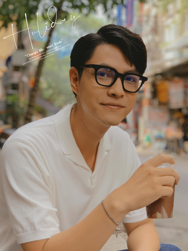 Điền 'Cuộc đời vẫn đẹp sao' bên ngoài lịch lãm, điển trai khác hẳn trên phim - 6