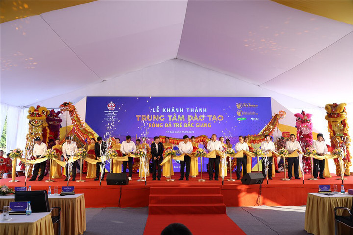 Hà Nội FC khánh thành trung tâm đào tạo bóng đá trẻ tại Bắc Giang - 1