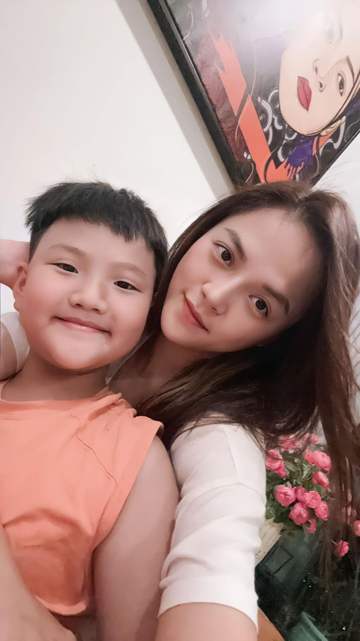 Sao Việt 23/5: Vợ chồng Mạnh Trường tình tứ trên biển, Chí Trung muốn 'Nam tiến' - 9