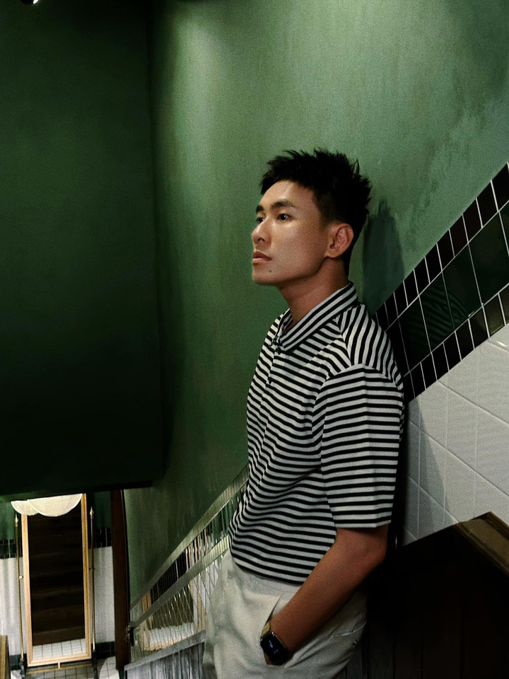 Sao Việt 23/5: Vợ chồng Mạnh Trường tình tứ trên biển, Chí Trung muốn 'Nam tiến' - 4