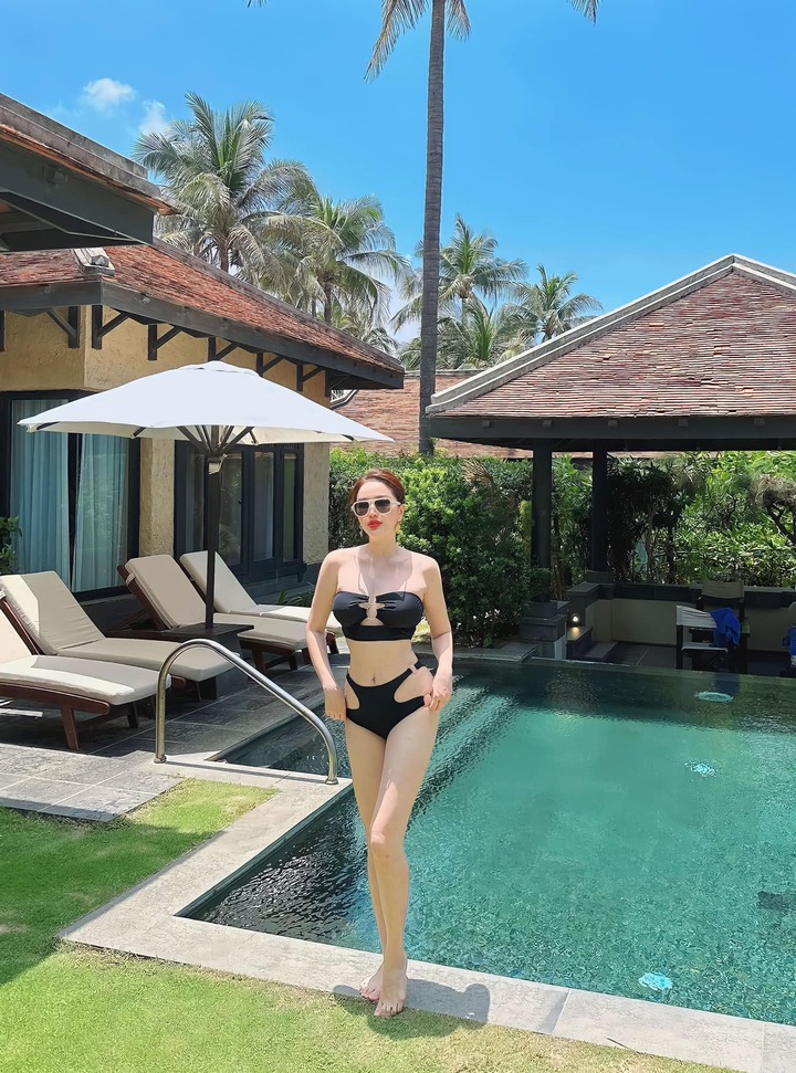 Bảo Thy diện bikini, khán giả xuýt xoa: 'Gái một con dáng chuẩn như người mẫu' - 1
