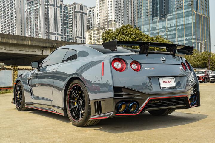 Nissan GT-R Nismo bản giới hạn về Việt Nam - 4