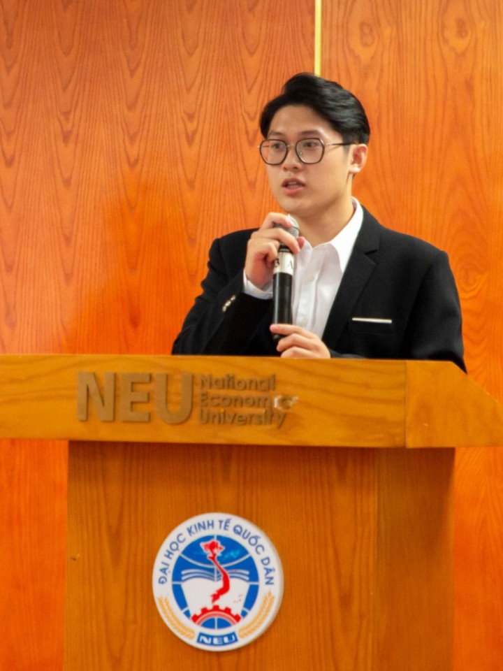 Nam sinh ĐH Kinh tế Quốc dân học giỏi, tài năng xứng đáng là 'con nhà người ta' - 8