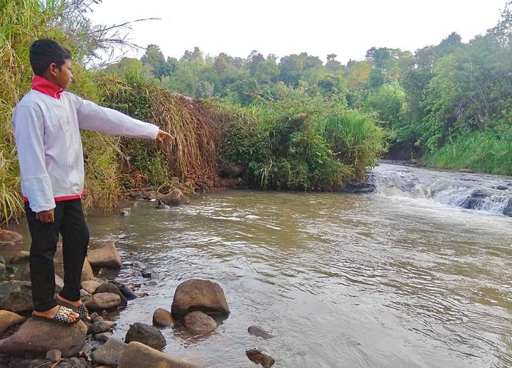 Nam sinh lớp 6 dũng cảm cứu 2 em nhỏ bị đuối nước ở Gia Lai - 2