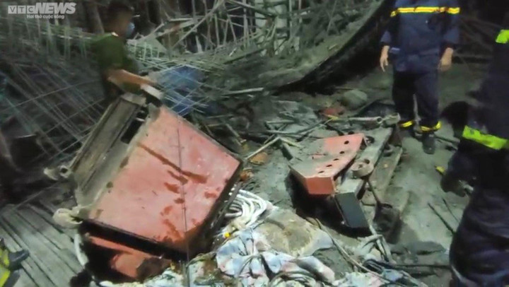 Hiện trường vụ sập giàn giáo khiến 5 người thương vong ở Đà Nẵng - 6