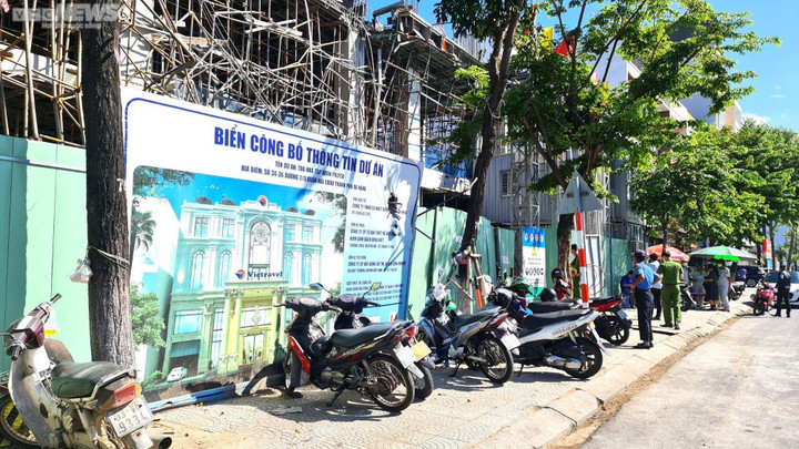 Hiện trường vụ sập giàn giáo khiến 5 người thương vong ở Đà Nẵng - 1