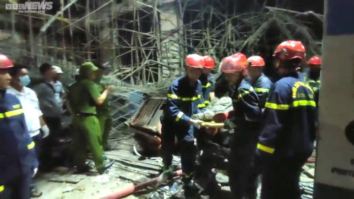 Hiện trường vụ sập giàn giáo khiến 5 người thương vong ở Đà Nẵng - 7