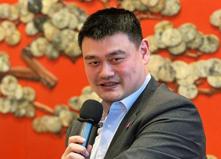Huyền thoại Yao Ming từ chức Chủ tịch Hiệp hội Bóng rổ Trung Quốc - 1
