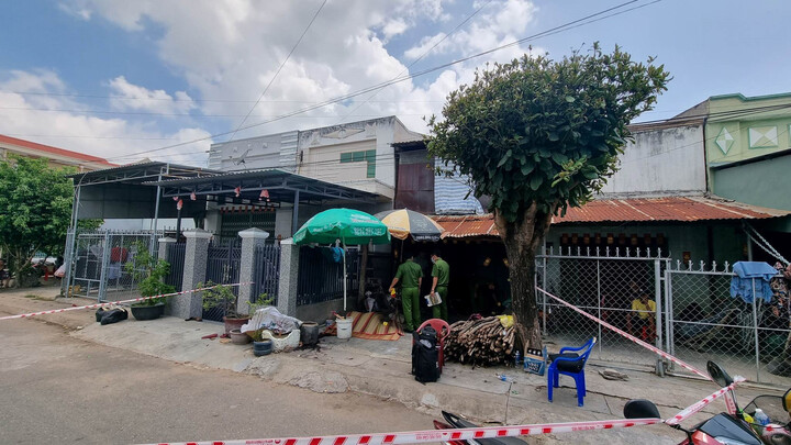 Khám nghiệm hiện trường vụ giết người xảy ra tại Bình Thuận - 1