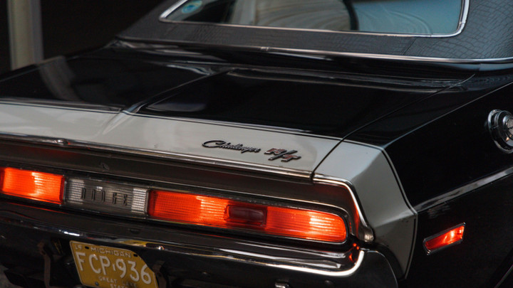 Huyền thoại Dodge Challenger 'Black Ghost' có giá hơn 1 triệu USD - 12