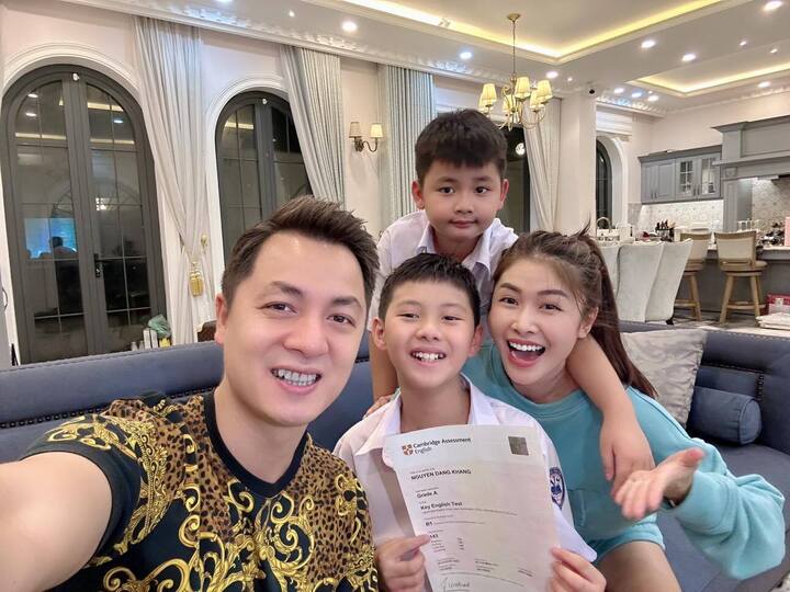 Thành tích học tập ấn tượng của quý tử nhà Đăng Khôi - 2
