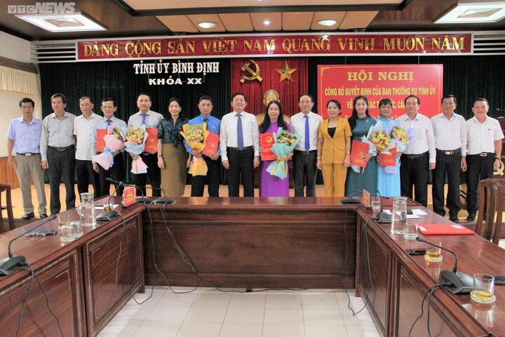 Bình Định điều động, bổ nhiệm nhiều cán bộ chủ chốt - 1