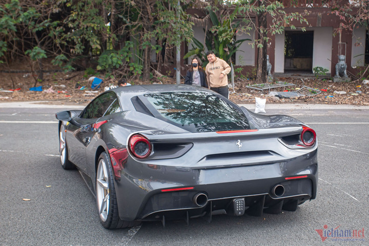 Siêu xe Ferrari 488 GTB từng gắn bó với Cường Đô la rao bán giá chỉ hơn 7 tỷ - 9