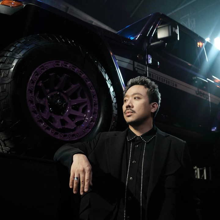 Ngoại hình ngày càng lạ của Trấn Thành qua 3 mùa 'Rap Việt' - 7