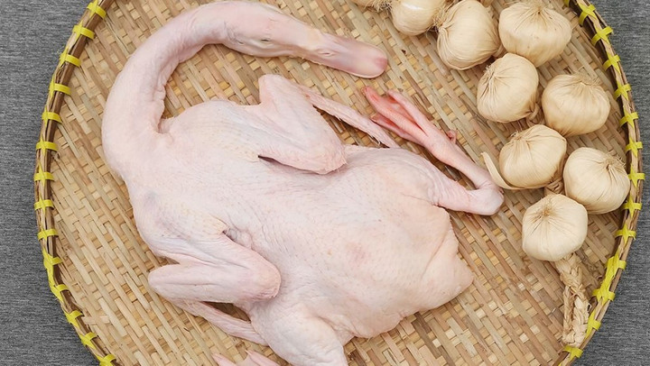 Chuyên gia chỉ cách khử mùi hôi thịt vịt để có món ăn ngon - 1
