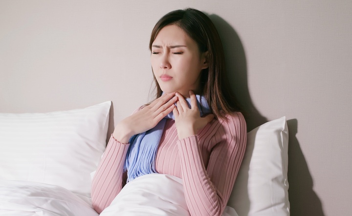 4 dấu hiệu của cơ thể cảnh báo ung thư phổi - 2