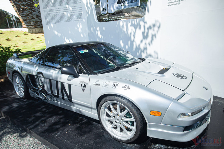 Cận cảnh xe thể thao Acura NSX hàng độc của ông Đặng Lê Nguyên Vũ - 1