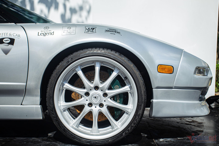 Cận cảnh xe thể thao Acura NSX hàng độc của ông Đặng Lê Nguyên Vũ - 3